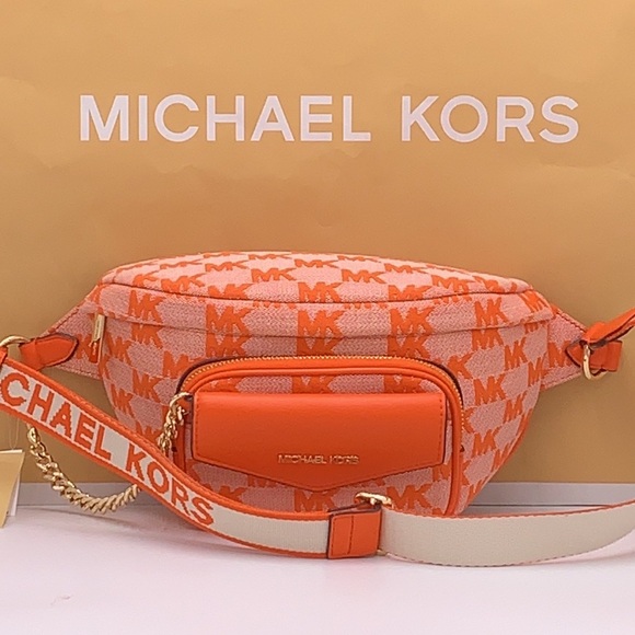 MICHAEL KORS Maisie Large Logo 2-in-1 Sling Waist Fanny Pack Crossbody Poppy NWT - Picture 4 of 16